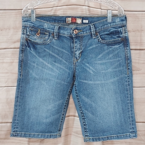 Old Navy bermuda jean shorts stretch low waist med wash distressed 10 - Picture 1 of 6